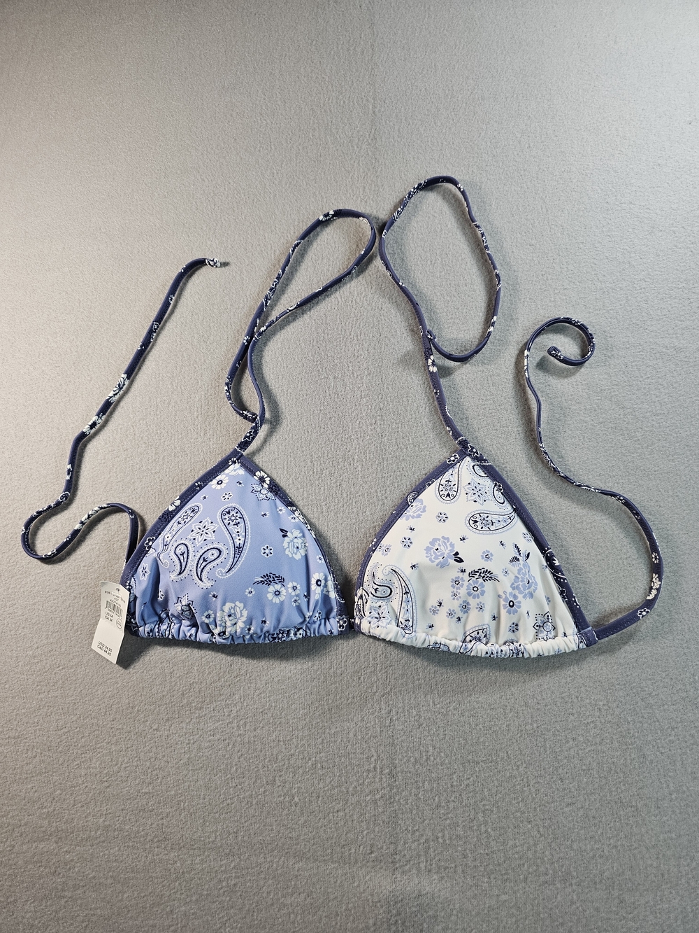 Aerie NWT Blue Paisley Triangle Bikini Top‎ Size M